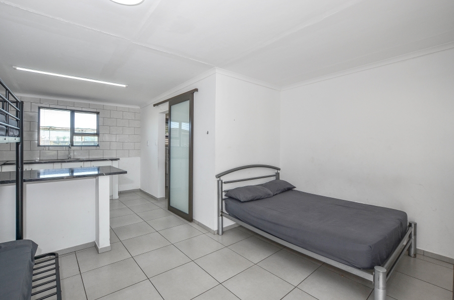 10 Bedroom Property for Sale in Hartebeesfontein Western Cape